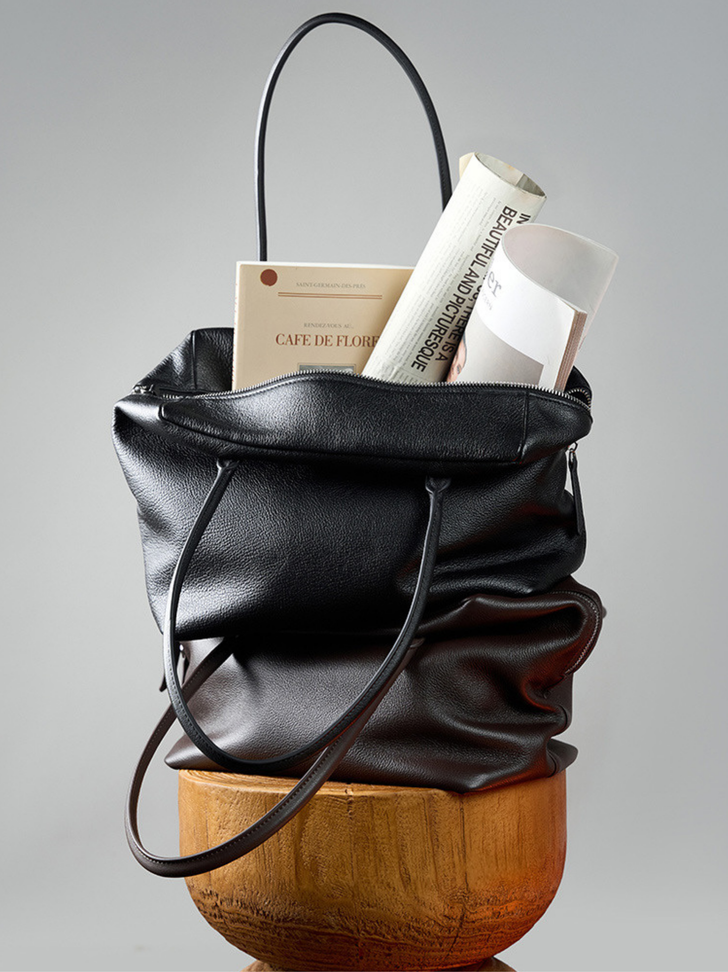 Minimalist Soft‑Grain Leather Tote Bag