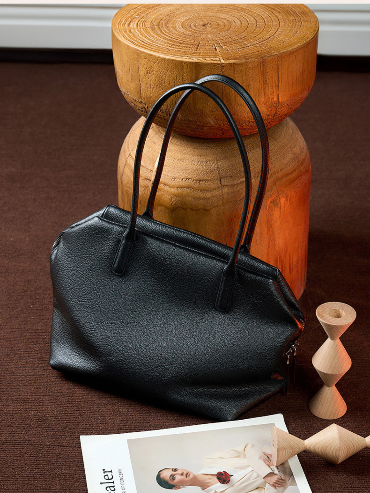 Minimalist Soft‑Grain Leather Tote Bag