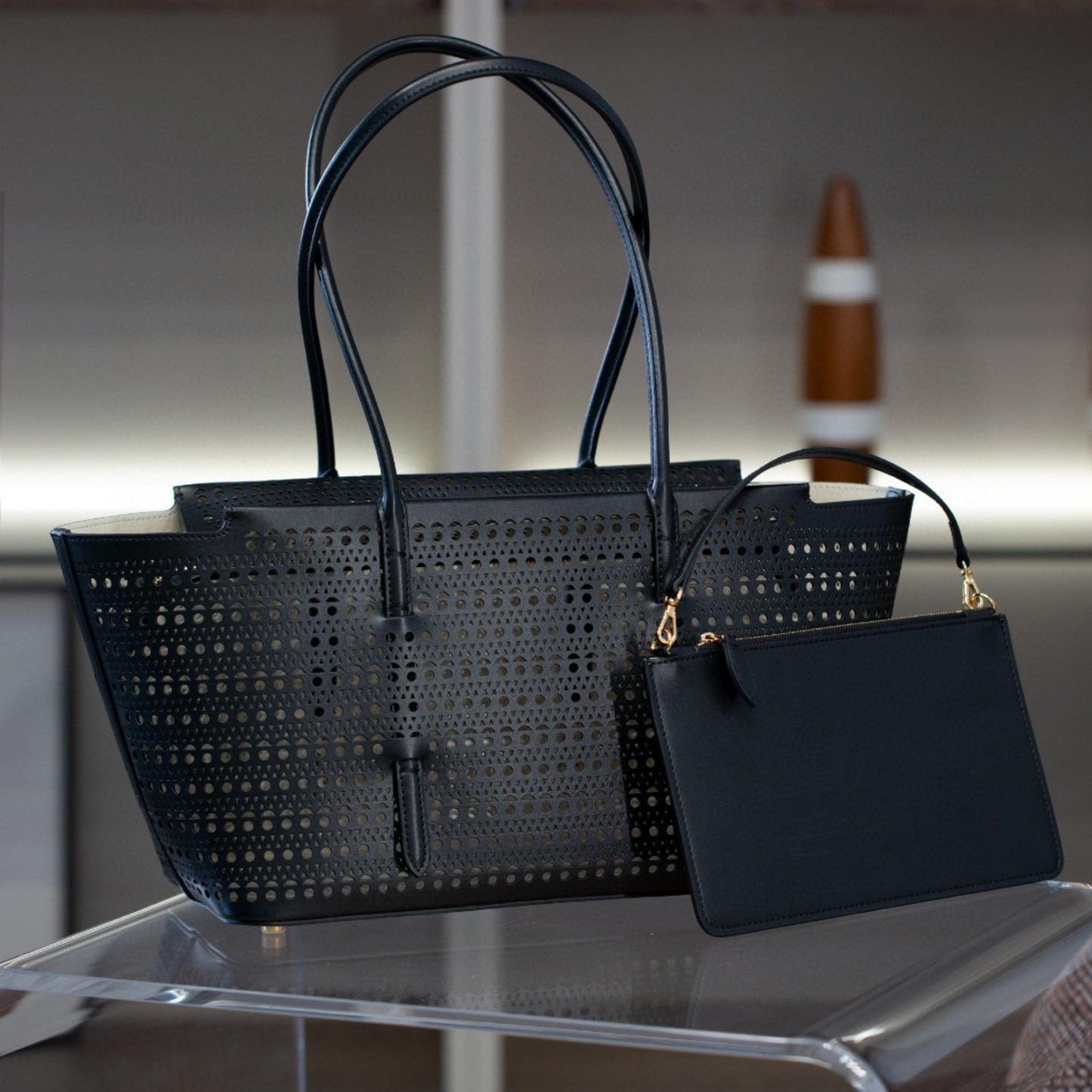 Hollow Out Shoulder Leather Bag