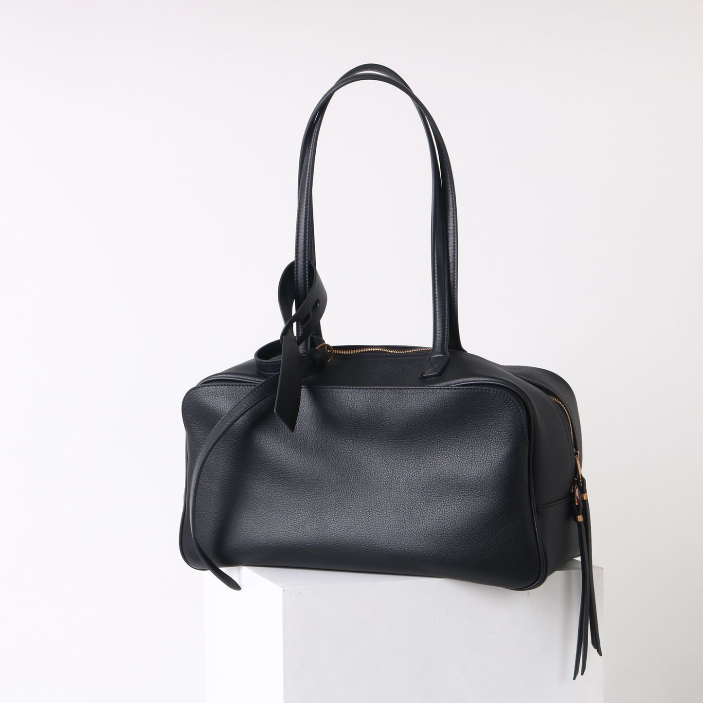 Top-Layer Leather Bowling Shoulder Bag