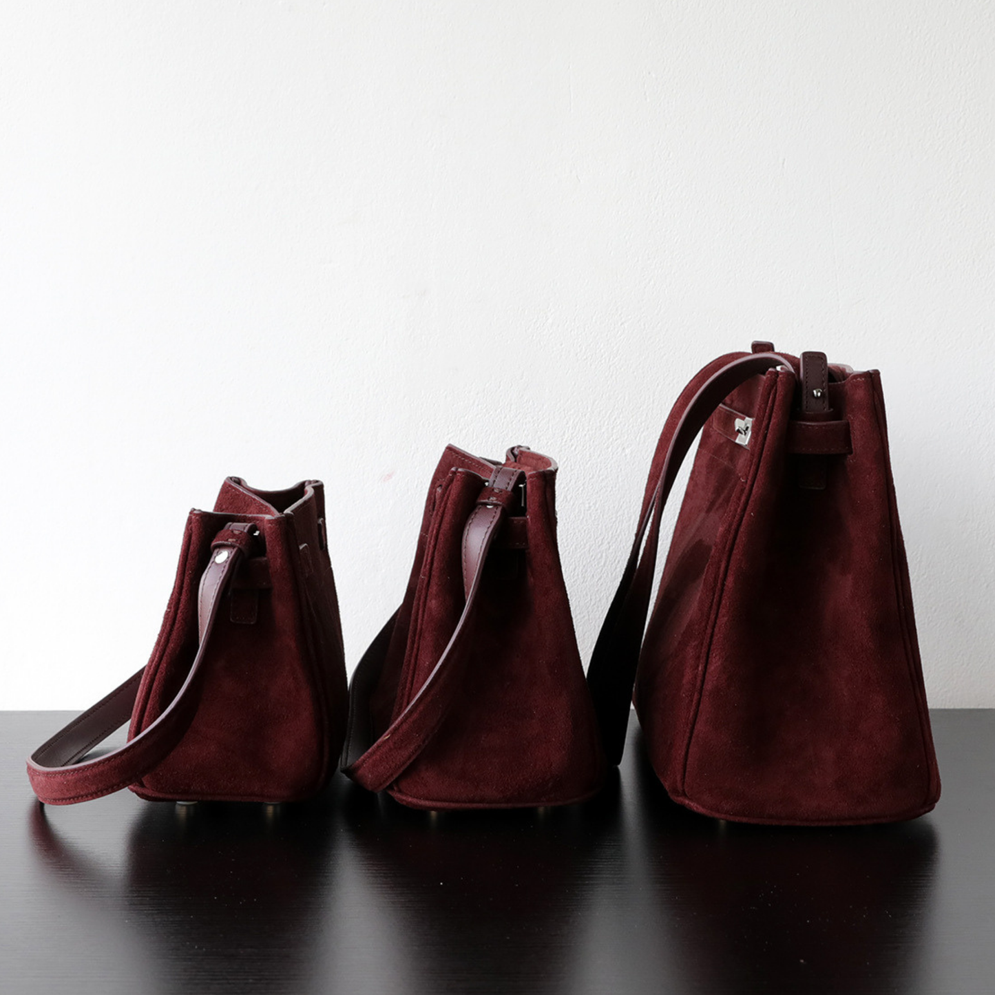 Slim Underarm Luxurious Leather Shoulder Bag