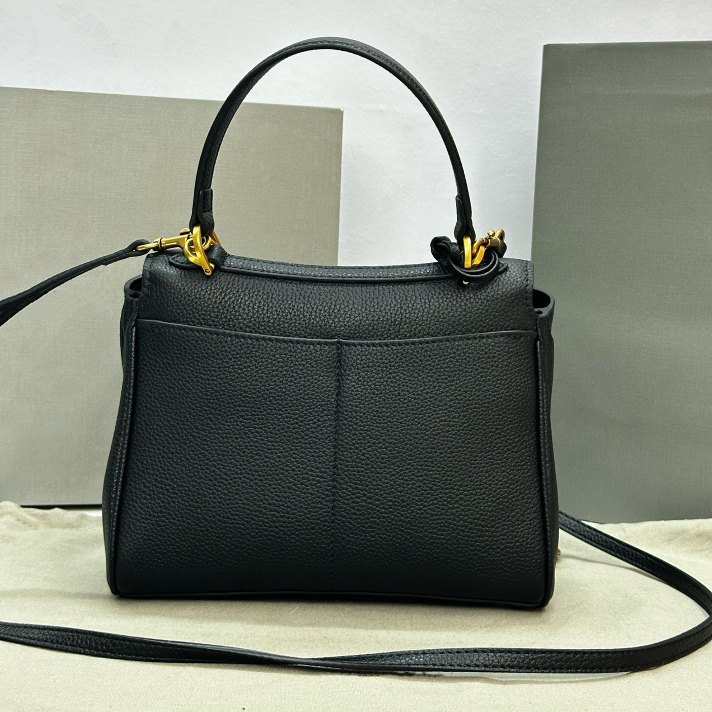 Minimalist Luxurious Soft Leather Handbag