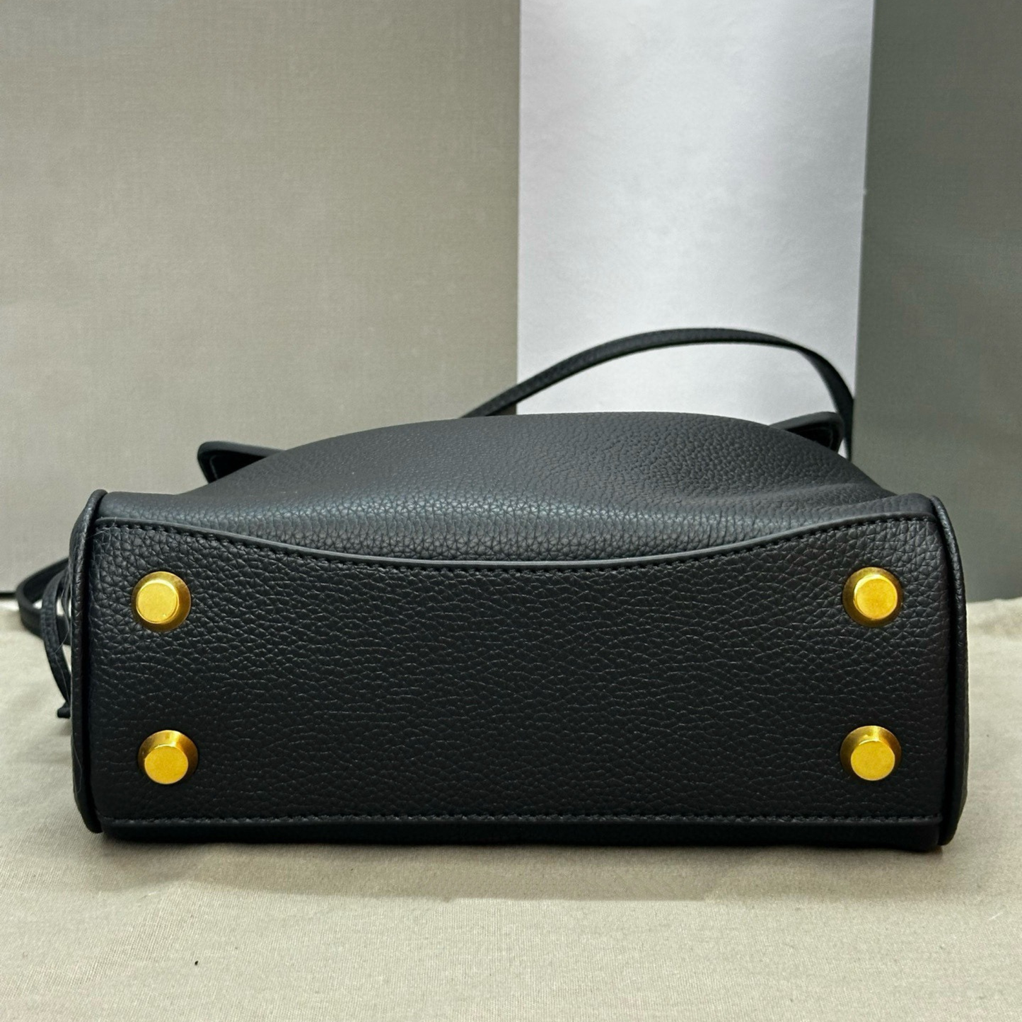 Minimalist Luxurious Soft Leather Handbag