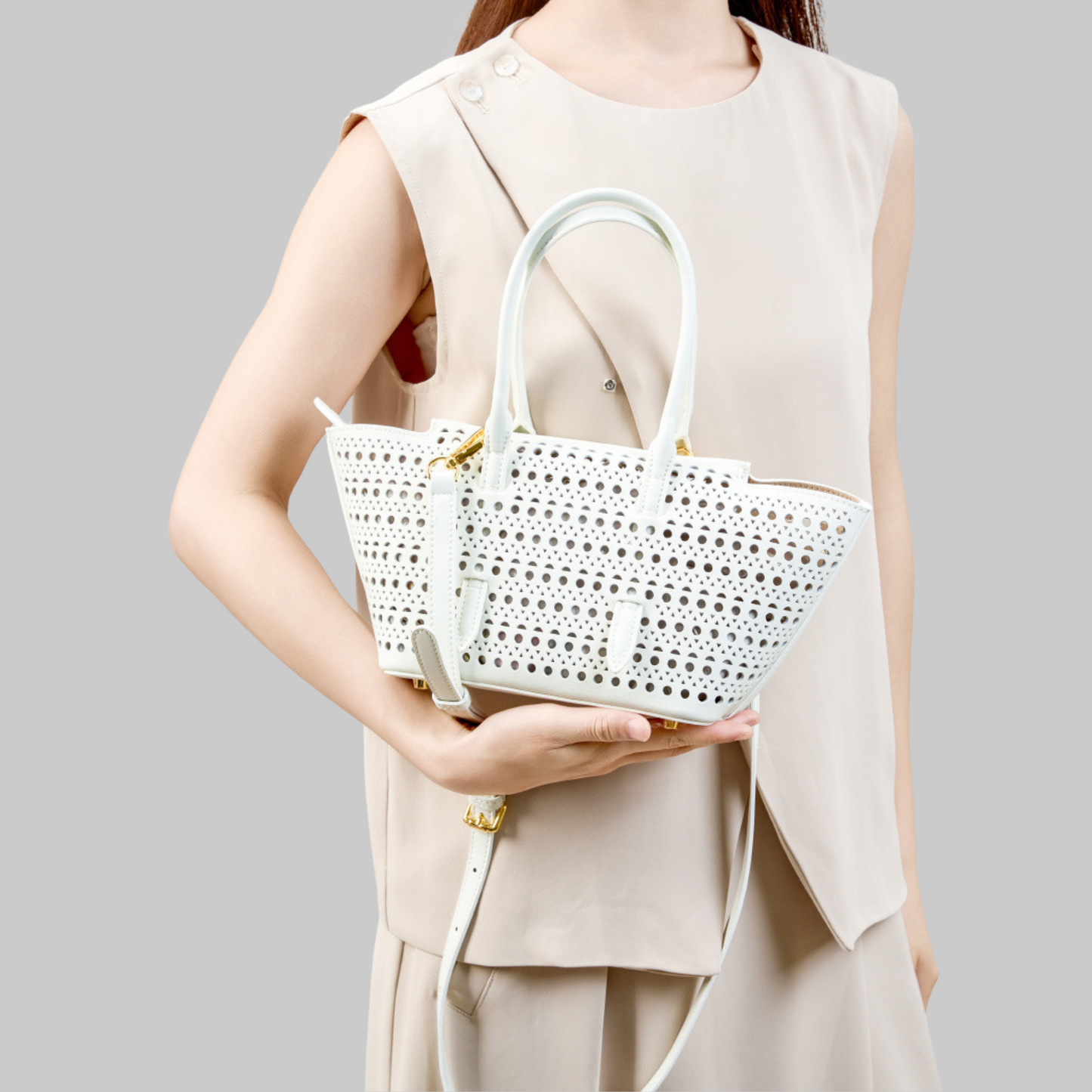 Hollow Out Shoulder Leather Bag