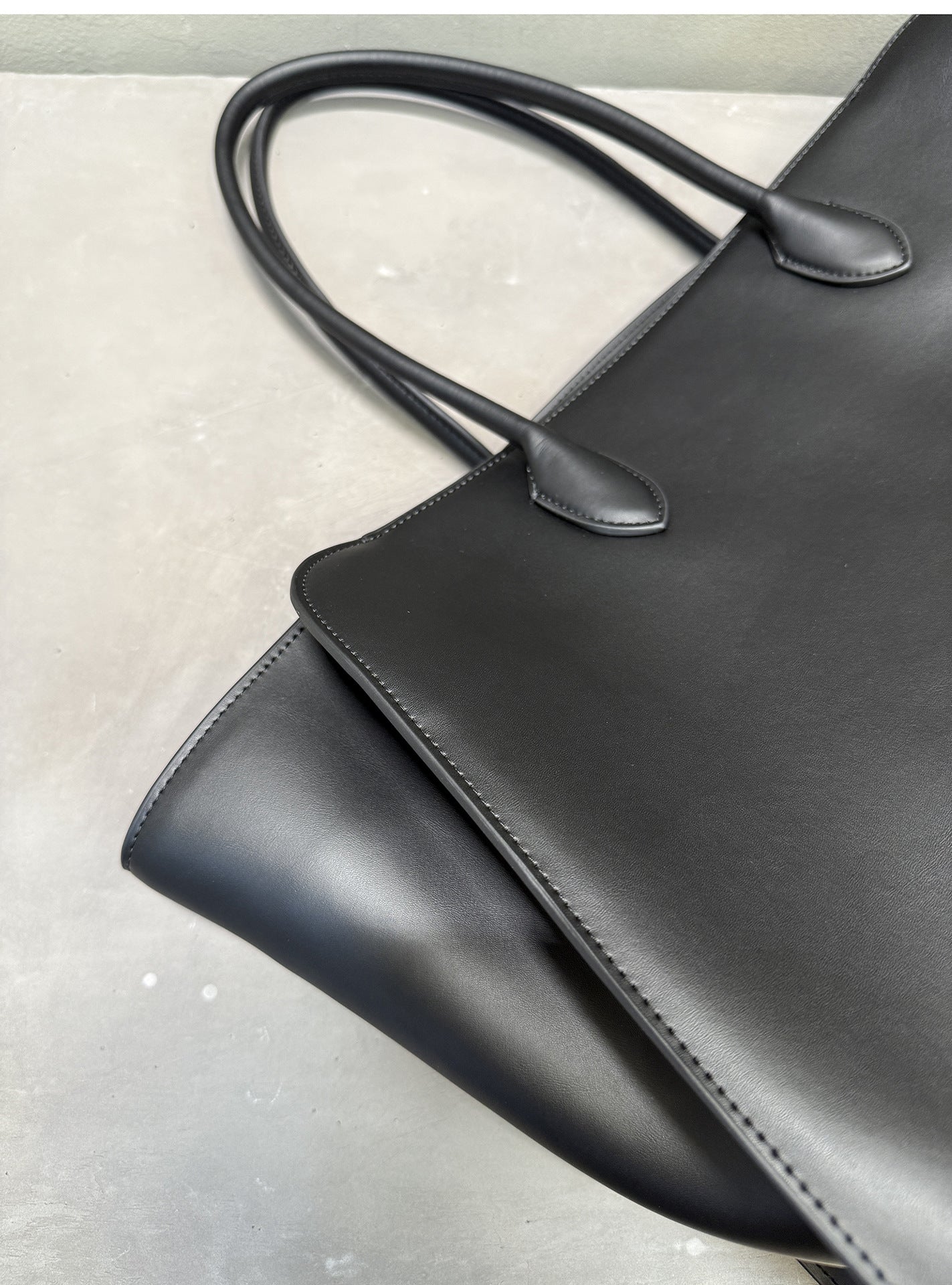 Large Luxurious Leather Tote Bag