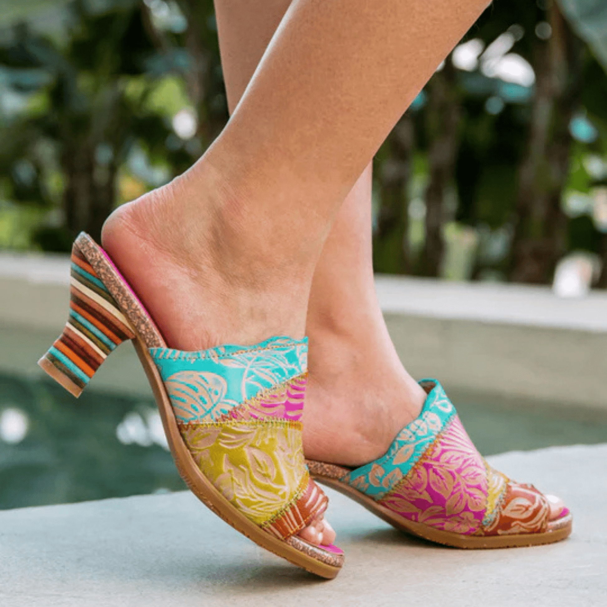 "Leafy" Retro Hand-Painted Leather Sandals - Trendiesty Worldwide