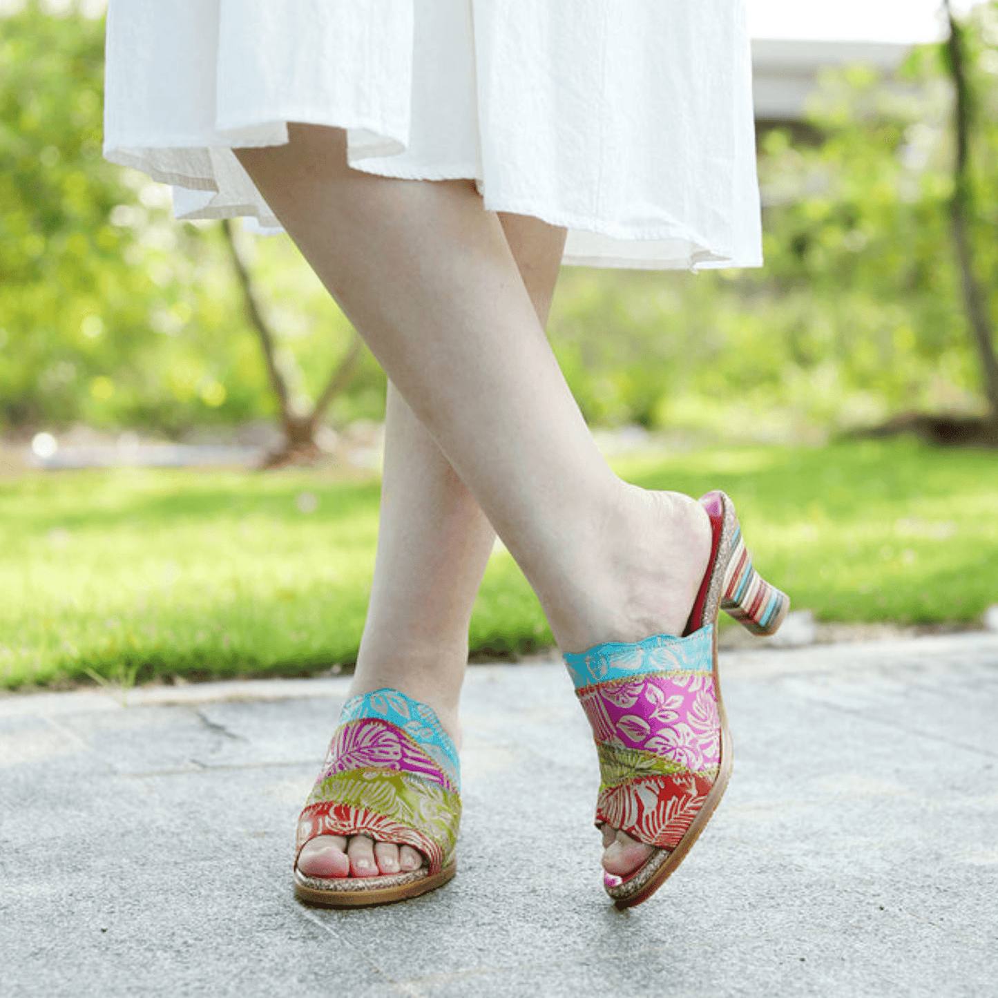 "Leafy" Retro Hand-Painted Leather Sandals - Trendiesty Worldwide