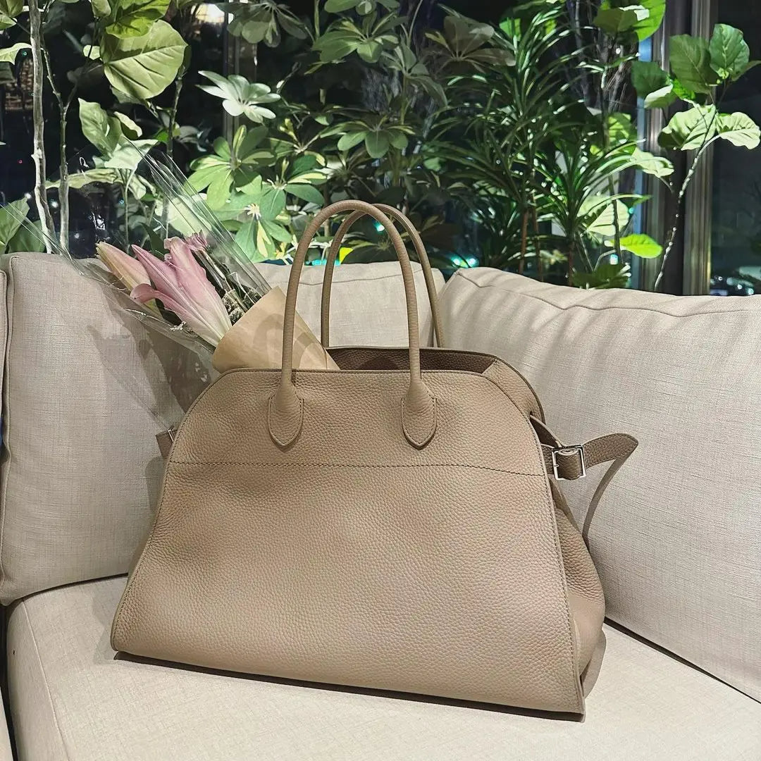 Luxurious Top-Layer Leather Tote Bag