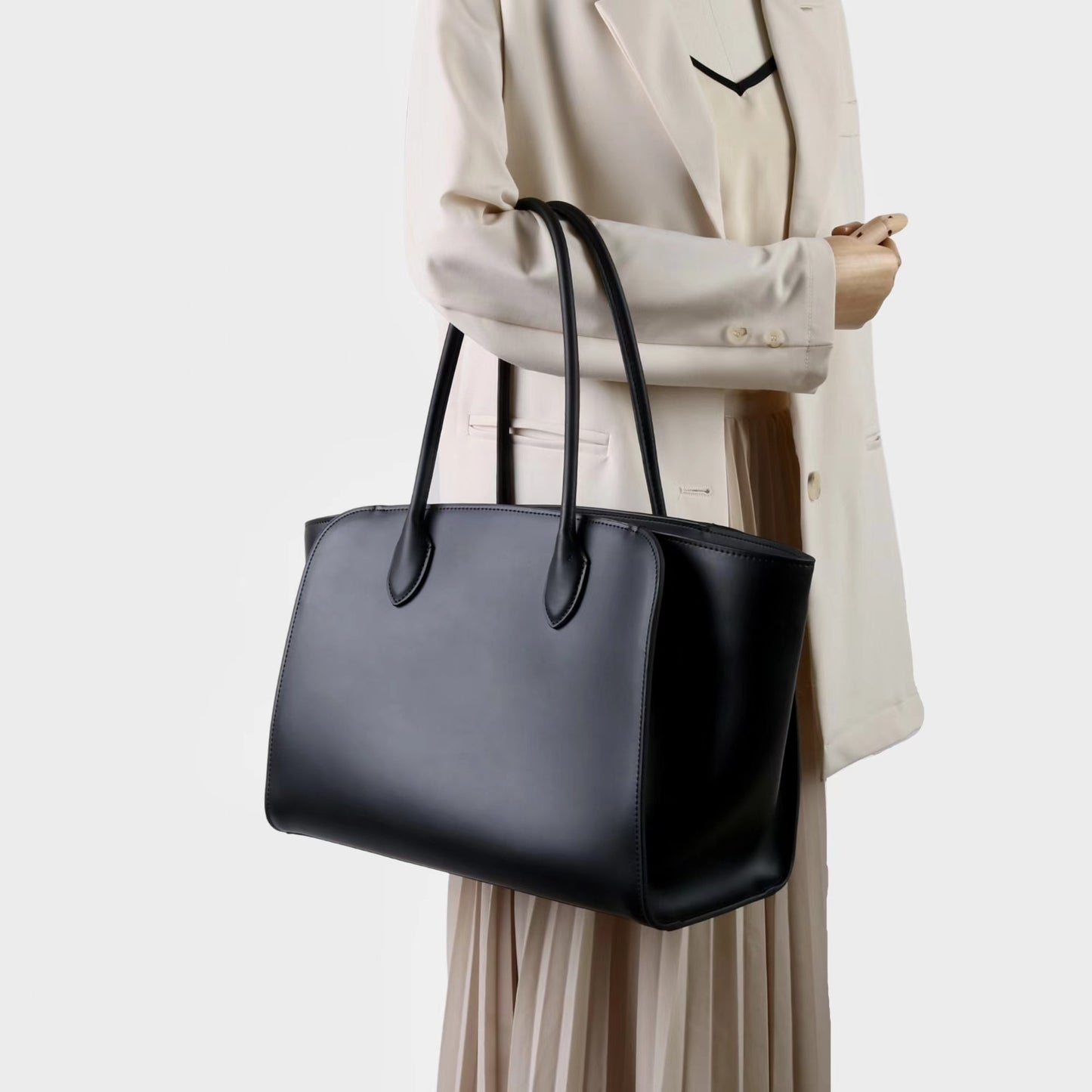 Large Luxurious Leather Tote Bag