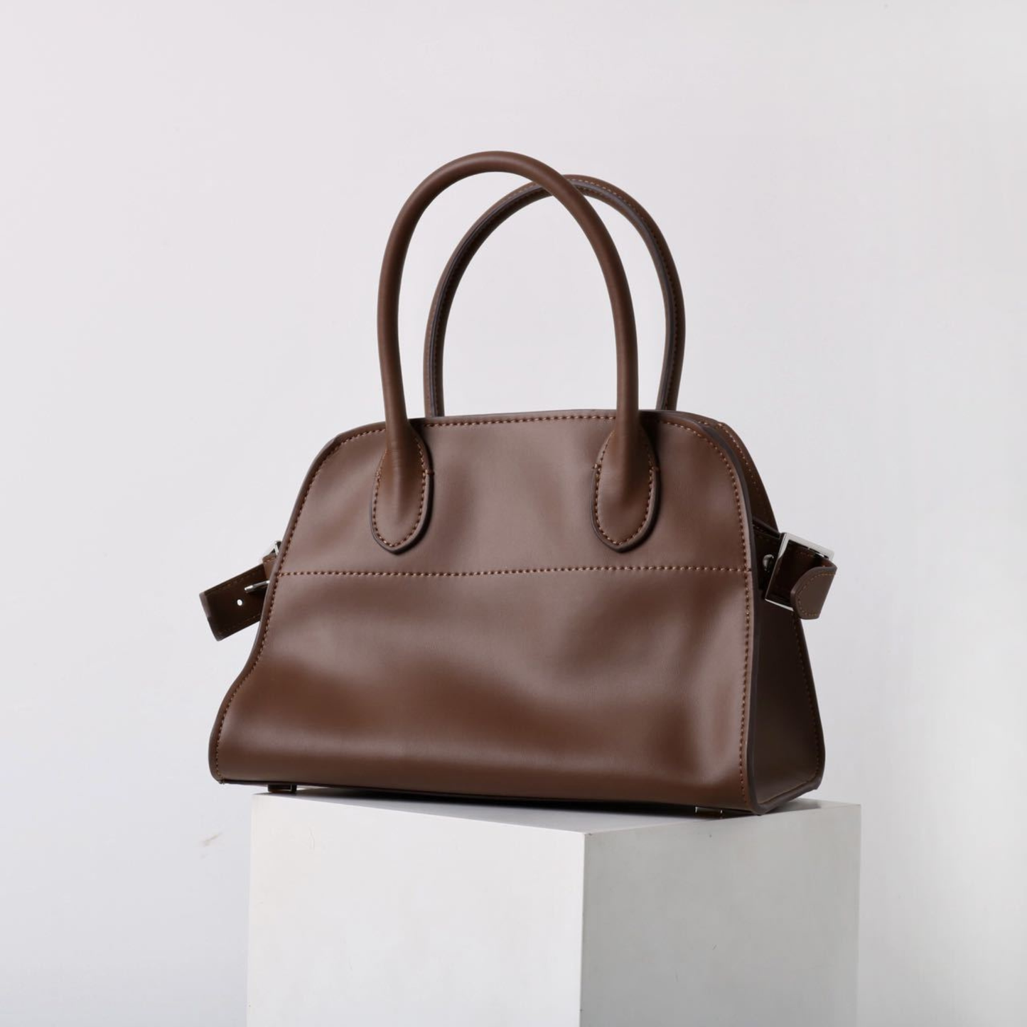 Luxurious Top-Layer Leather Tote Bag