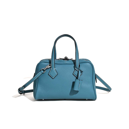 Victoria Style Classic Leather Shoulder Bag