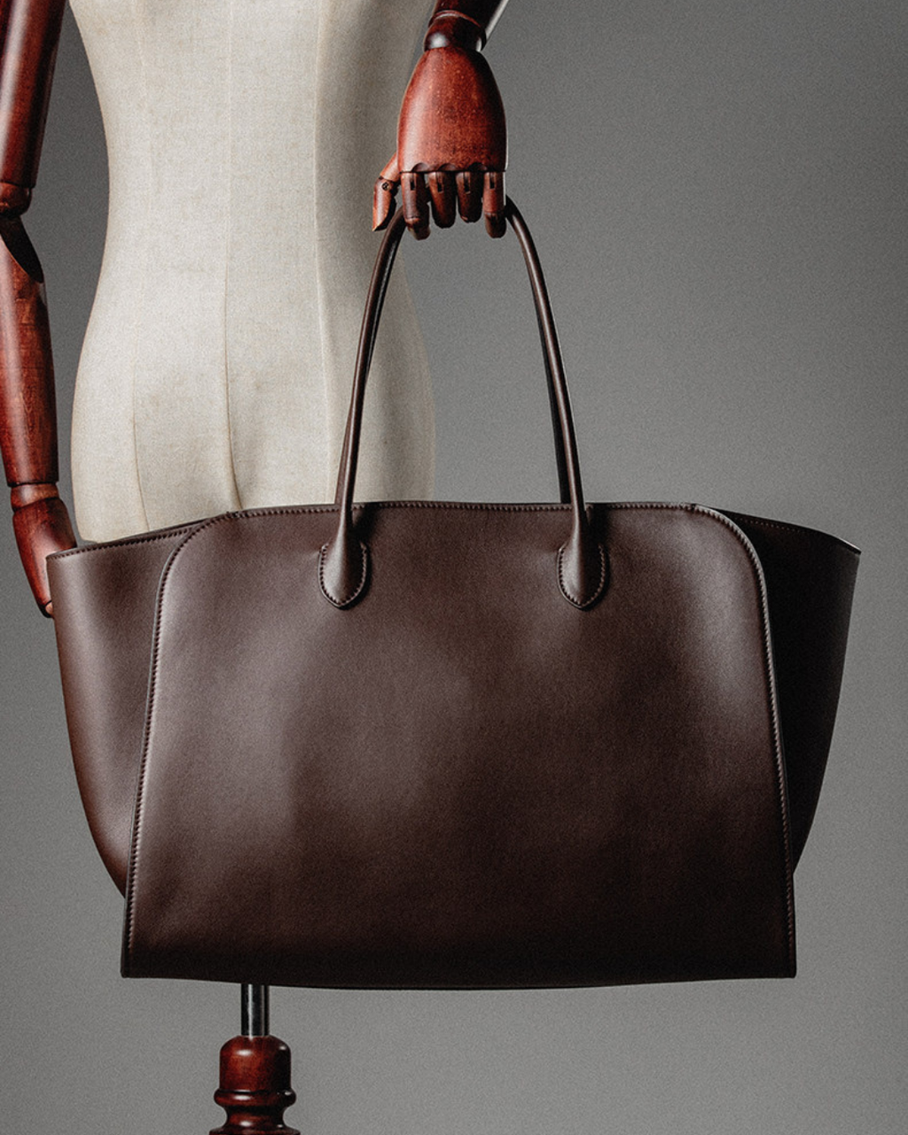 Die „Row-Margaux-inspirierte“ luxuriöse Leder-Tragetasche