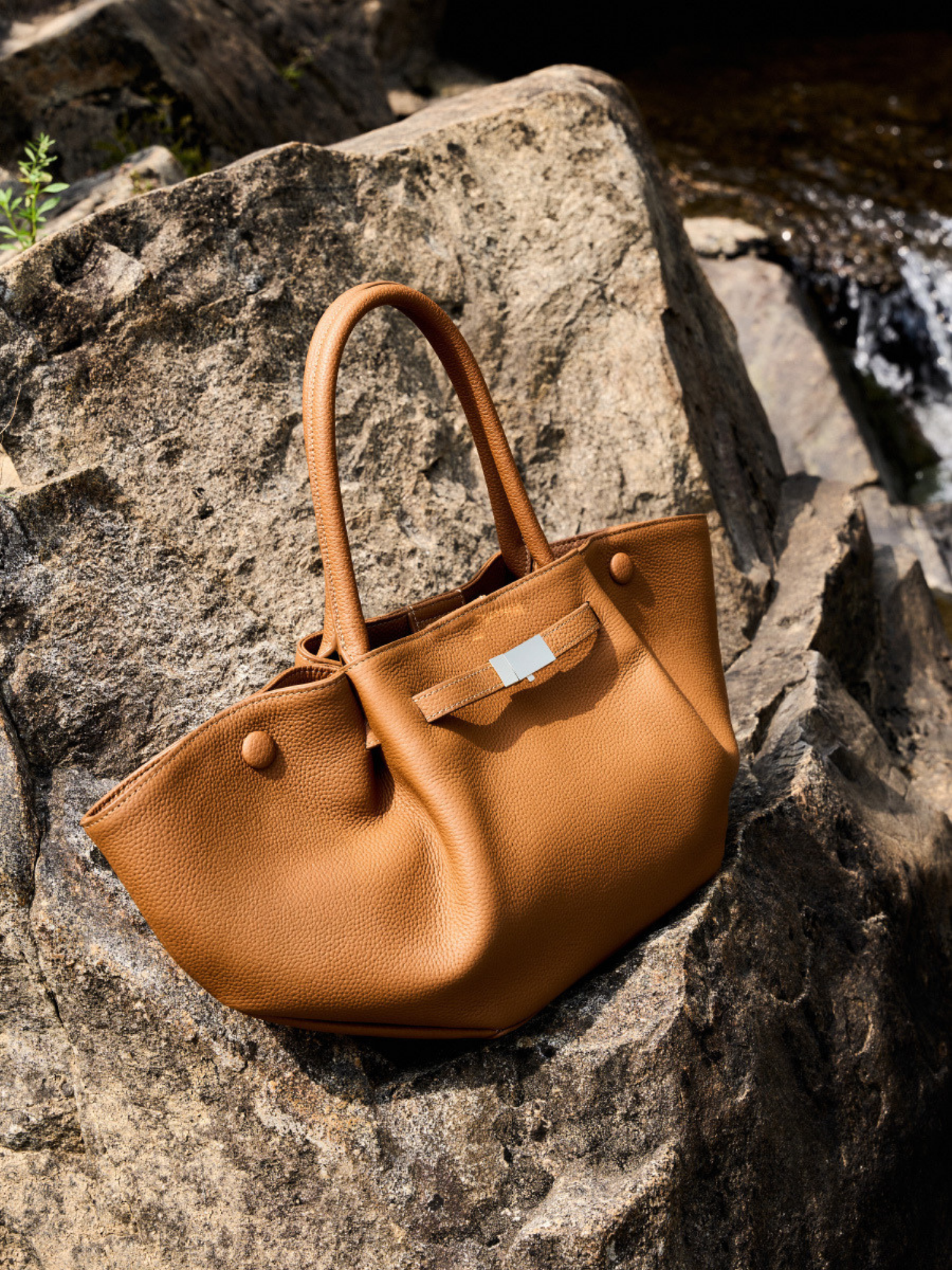 Midi NY Structured Leather Tote Bag