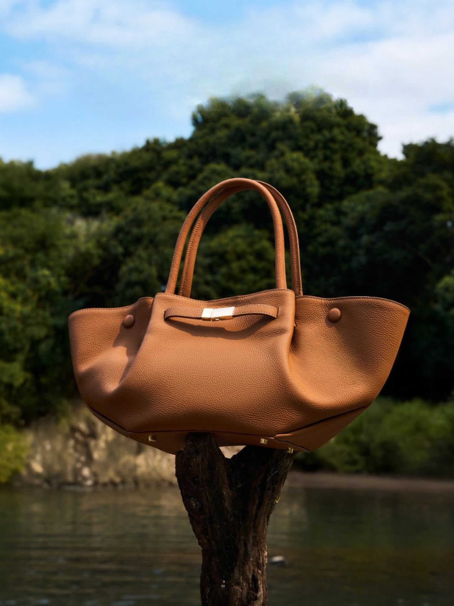 Midi NY Structured Leather Tote Bag