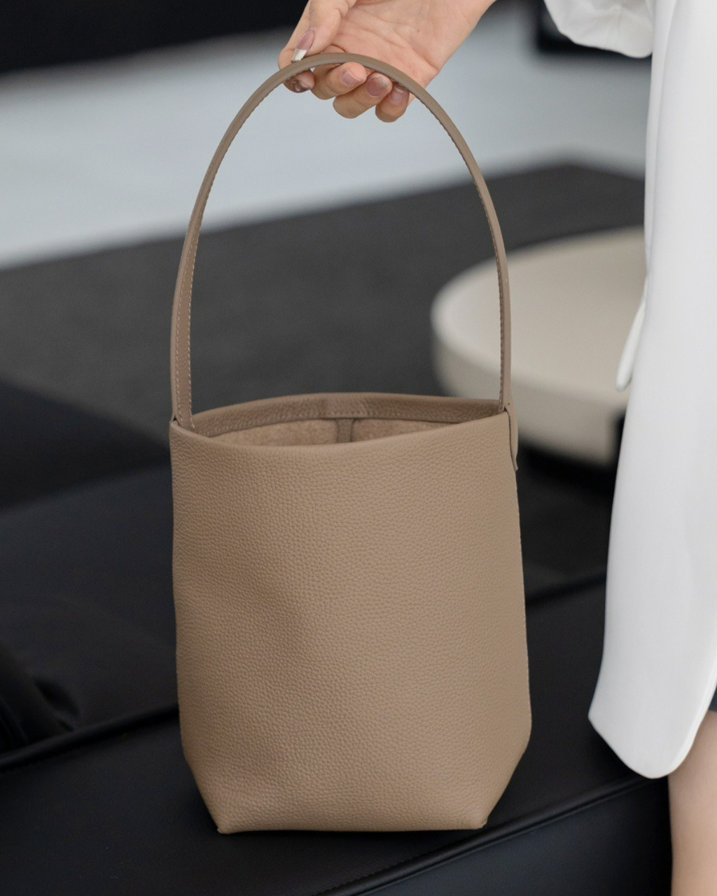 N/S Park Leather Tote Bag