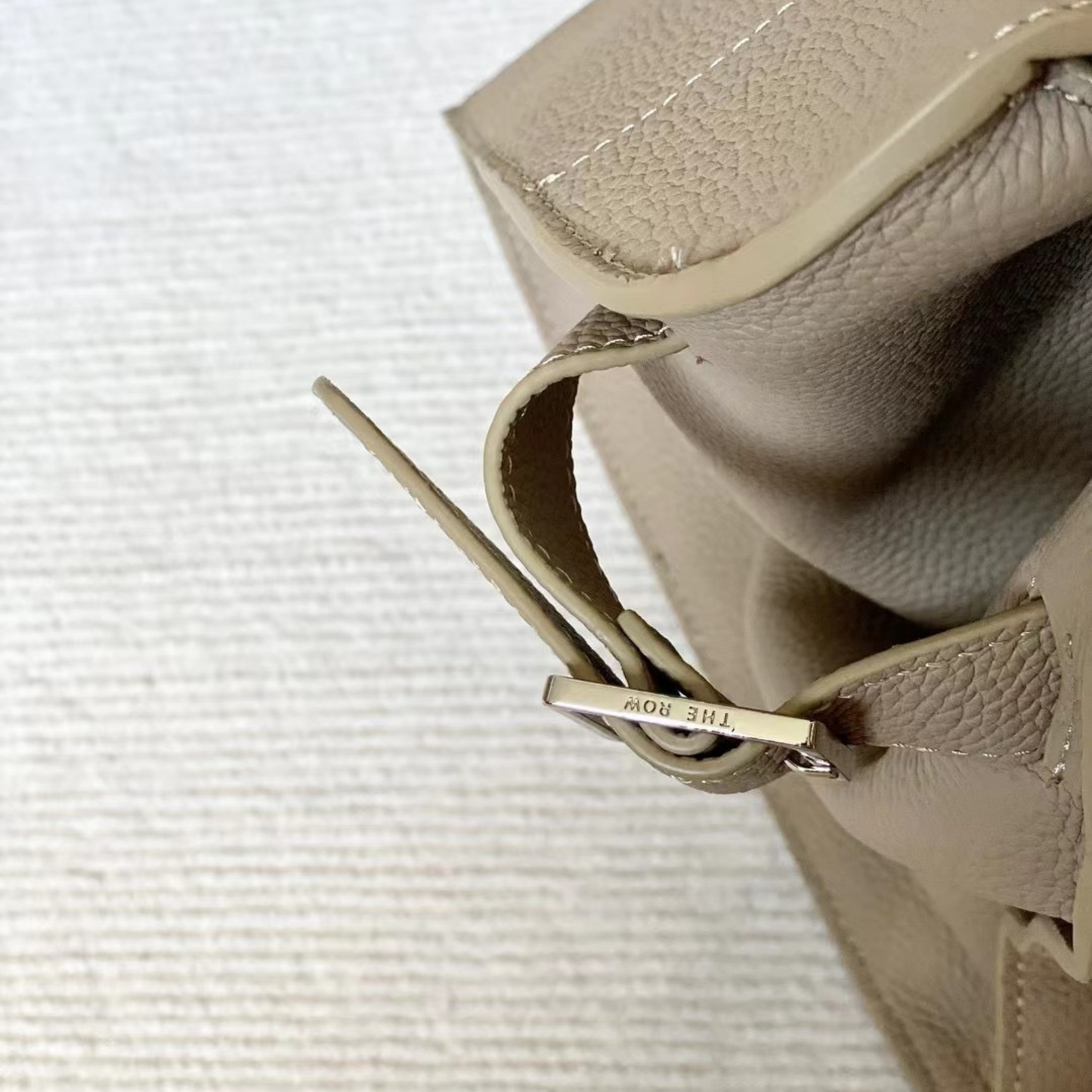Die „Row-Margaux-inspirierte“ luxuriöse Leder-Tragetasche