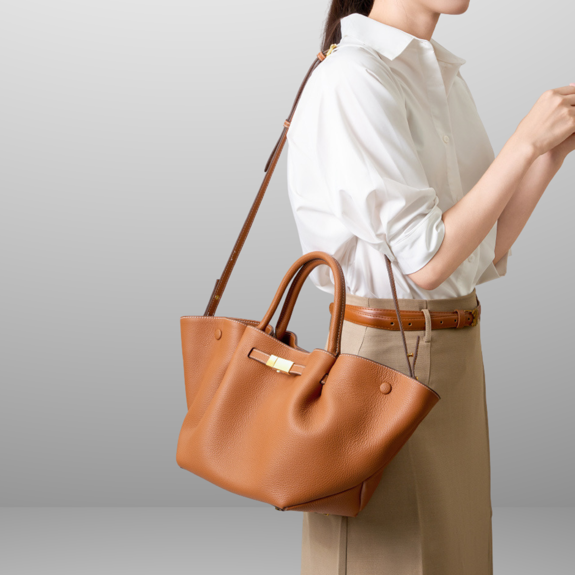 Structured Luxurious Leather Tote Bag