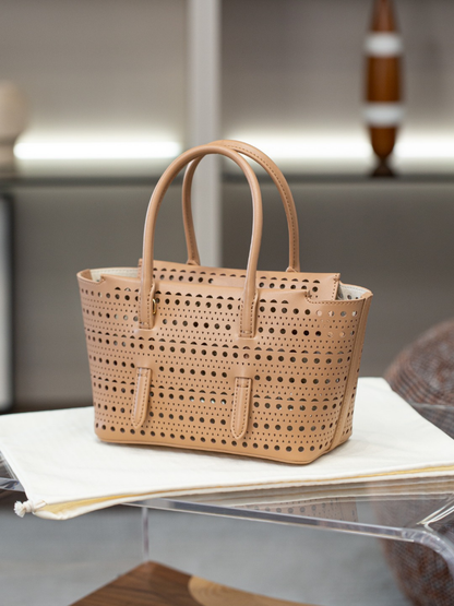 Hollow Out Shoulder Leather Bag