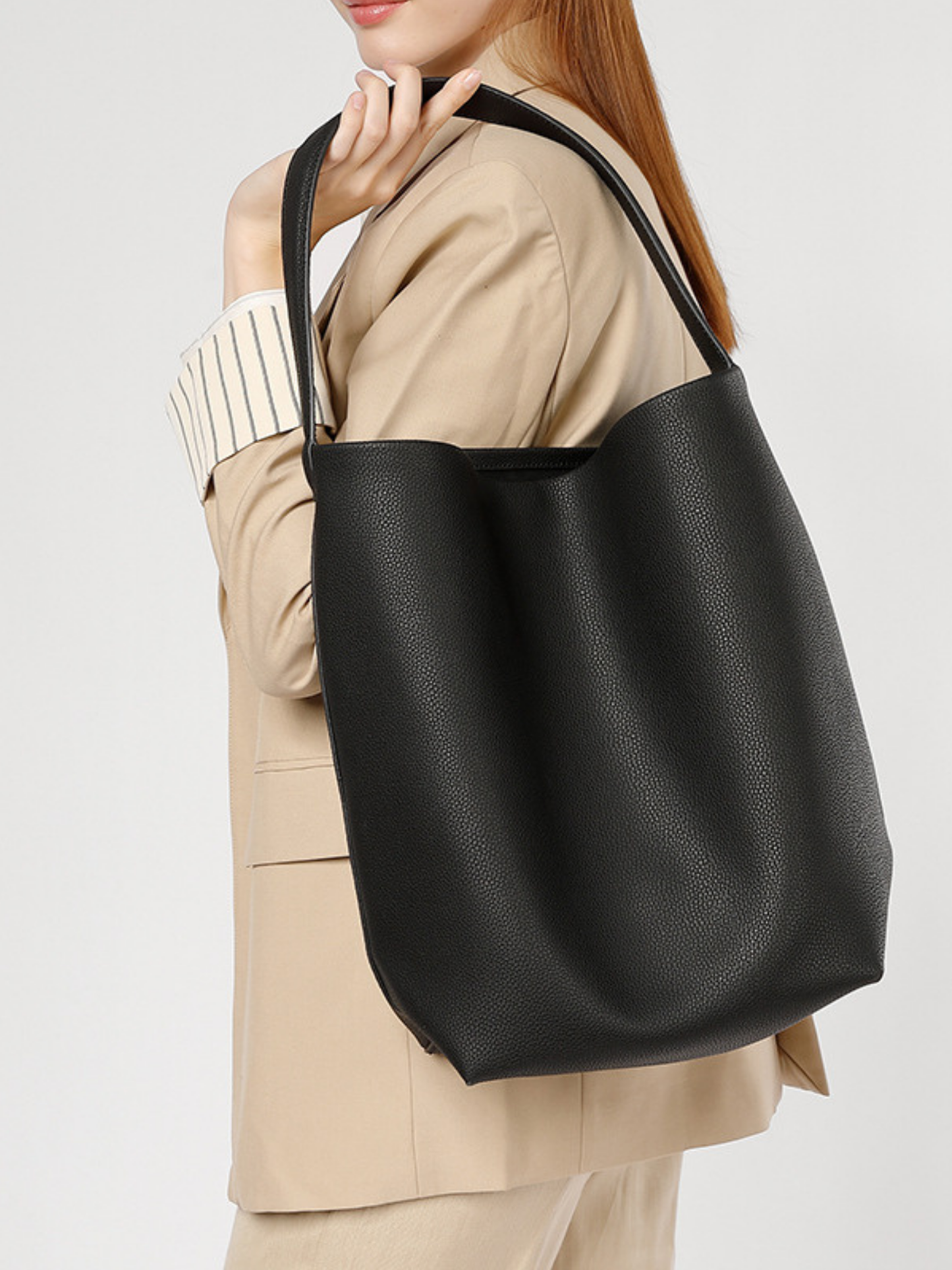 El lujoso bolso tote de cuero "inspirado en Row-Margaux"