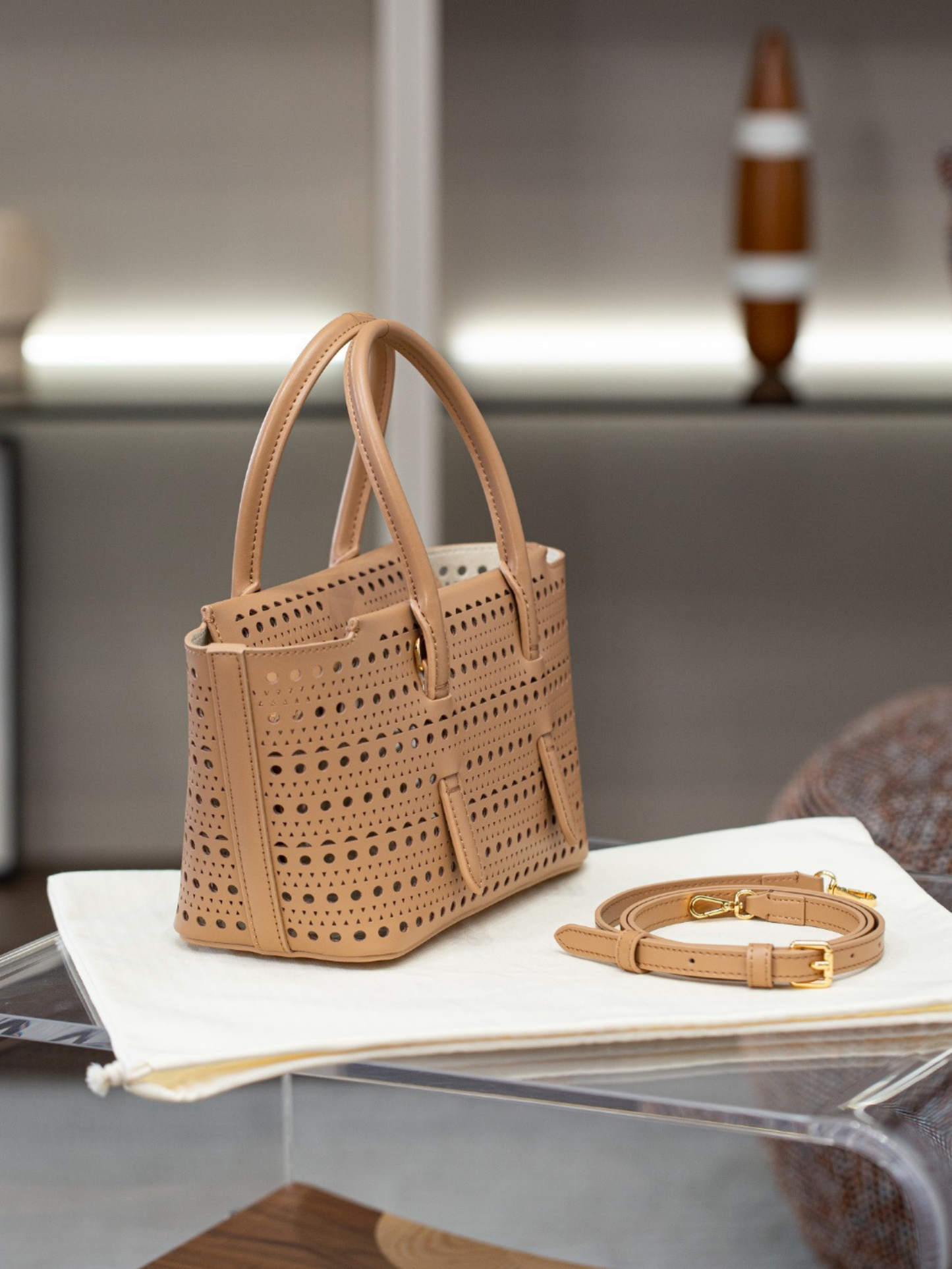 Hollow Out Shoulder Leather Bag