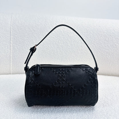 The 90s Baguette Inspired Leather Bag