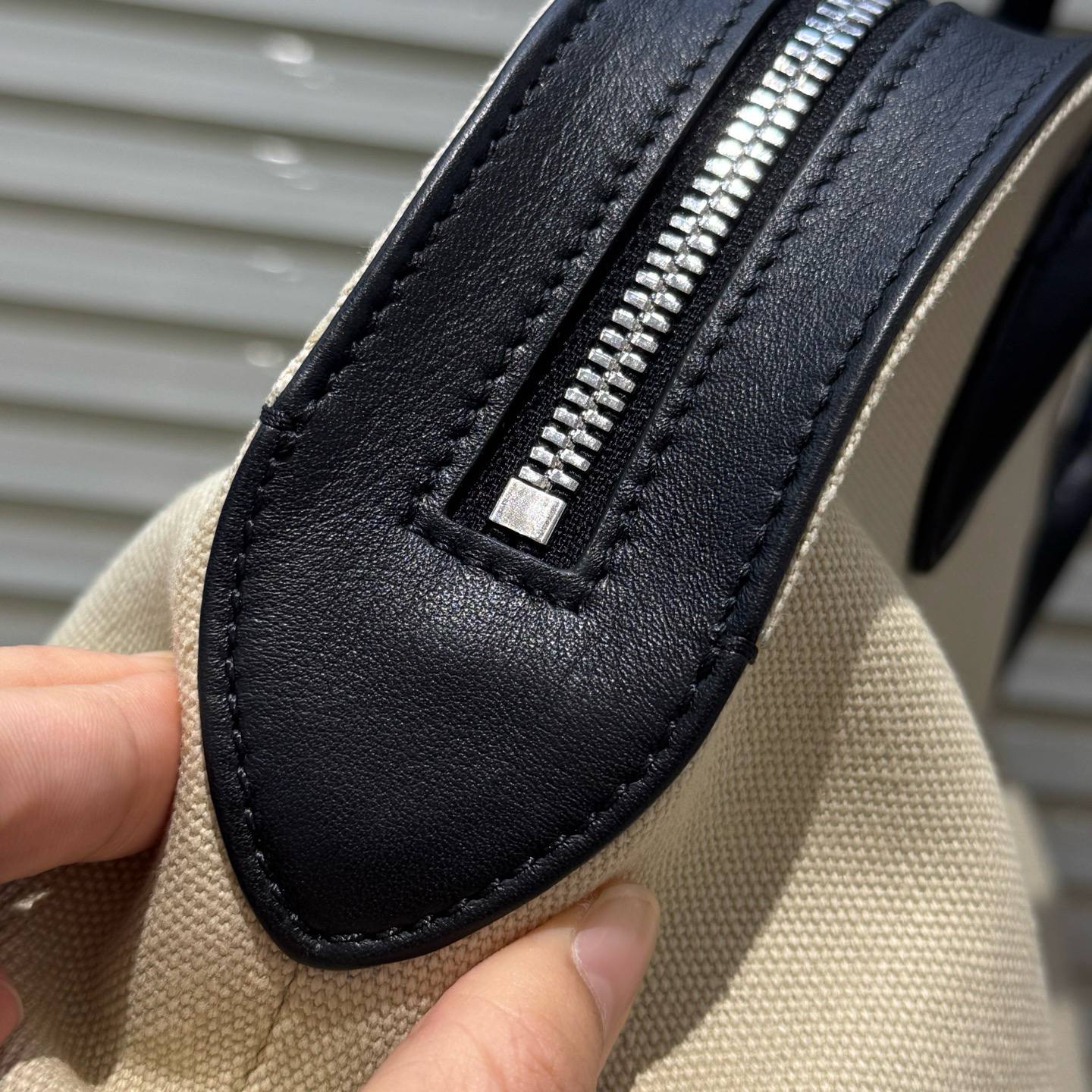 Agnes Bowling Leather Bag