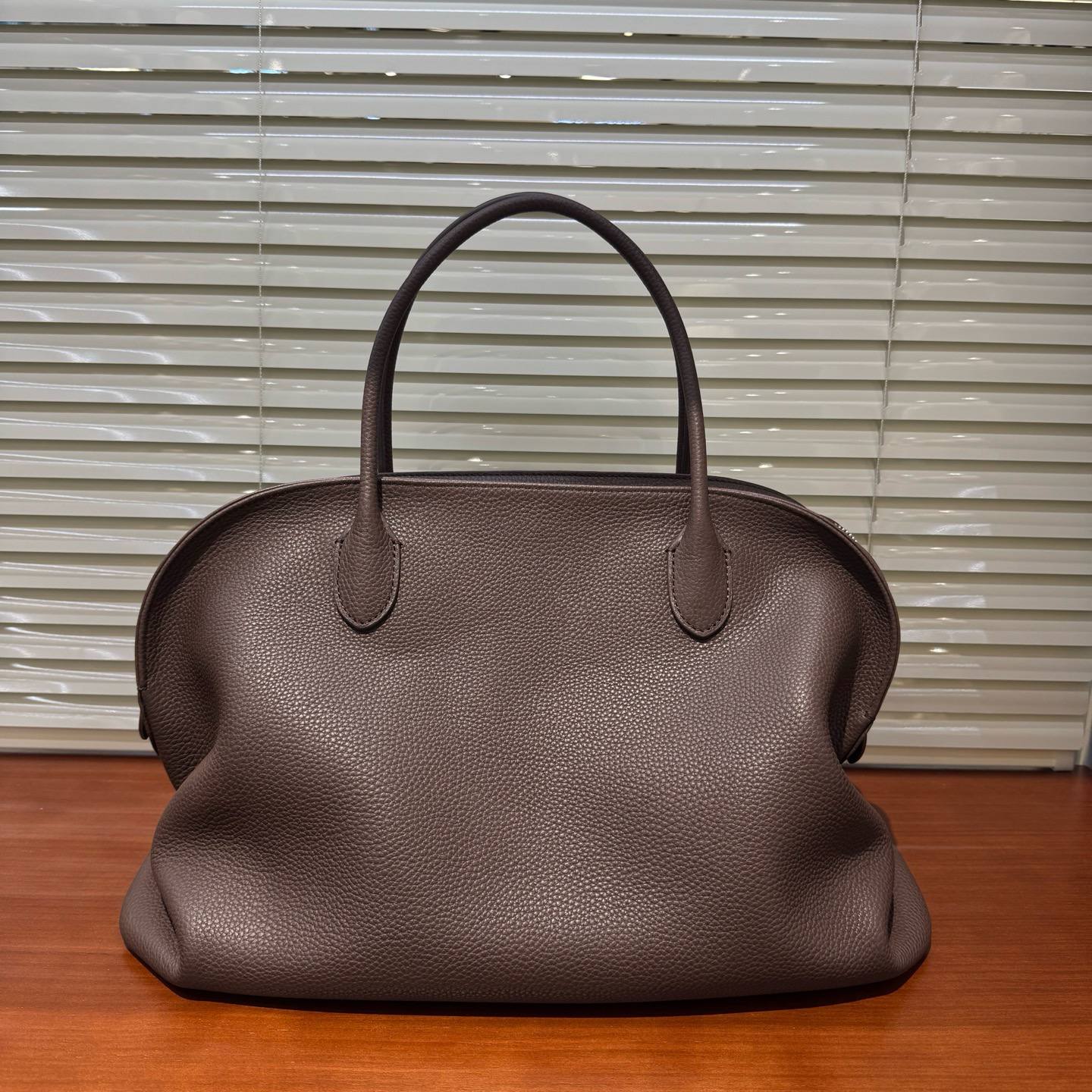 Agnes Bowling Leather Bag