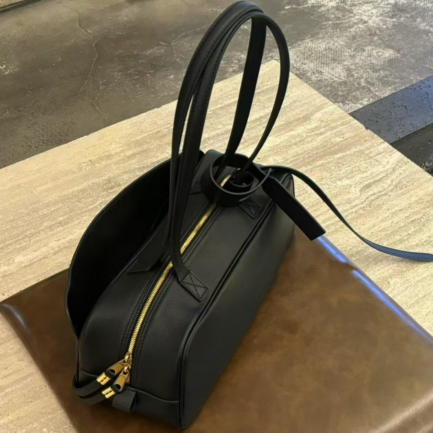 Top-Layer Leather Bowling Shoulder Bag
