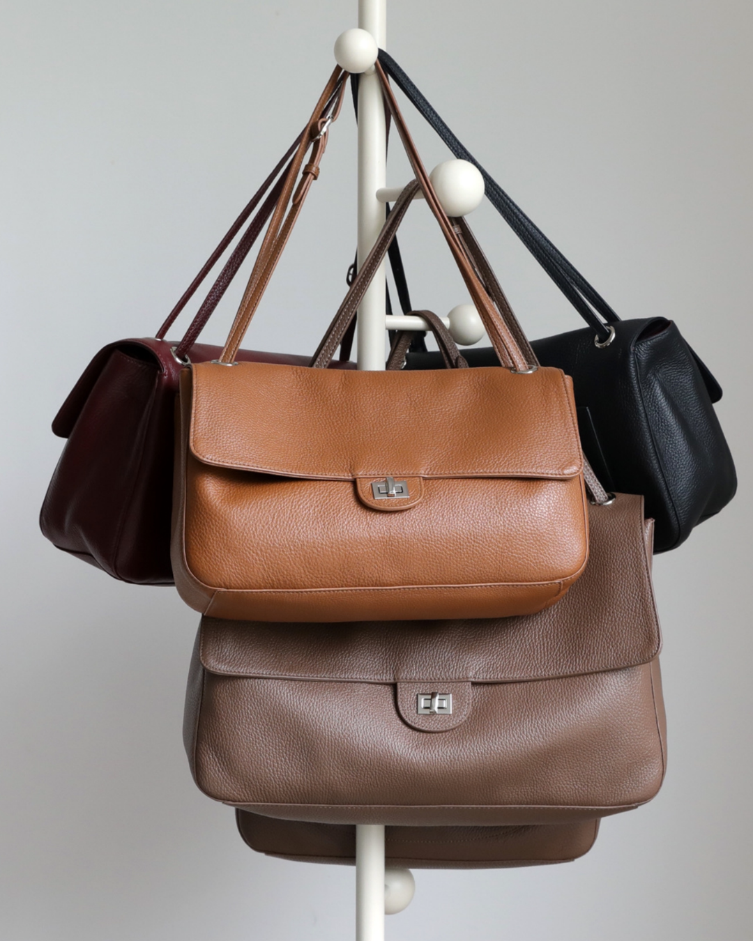 MaxiFlap Leather Shoulder Bag