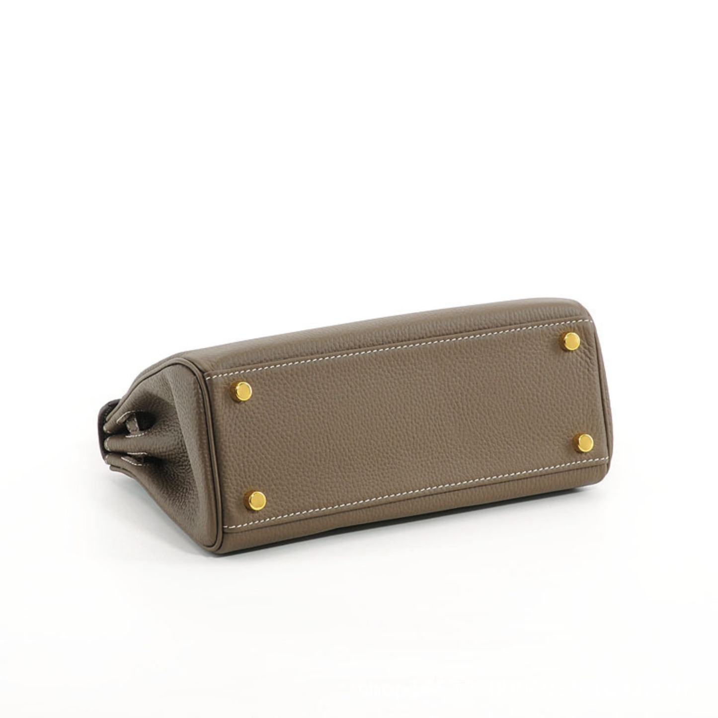 Retourne-Inspired Handcrafted Relaxed leather handbag