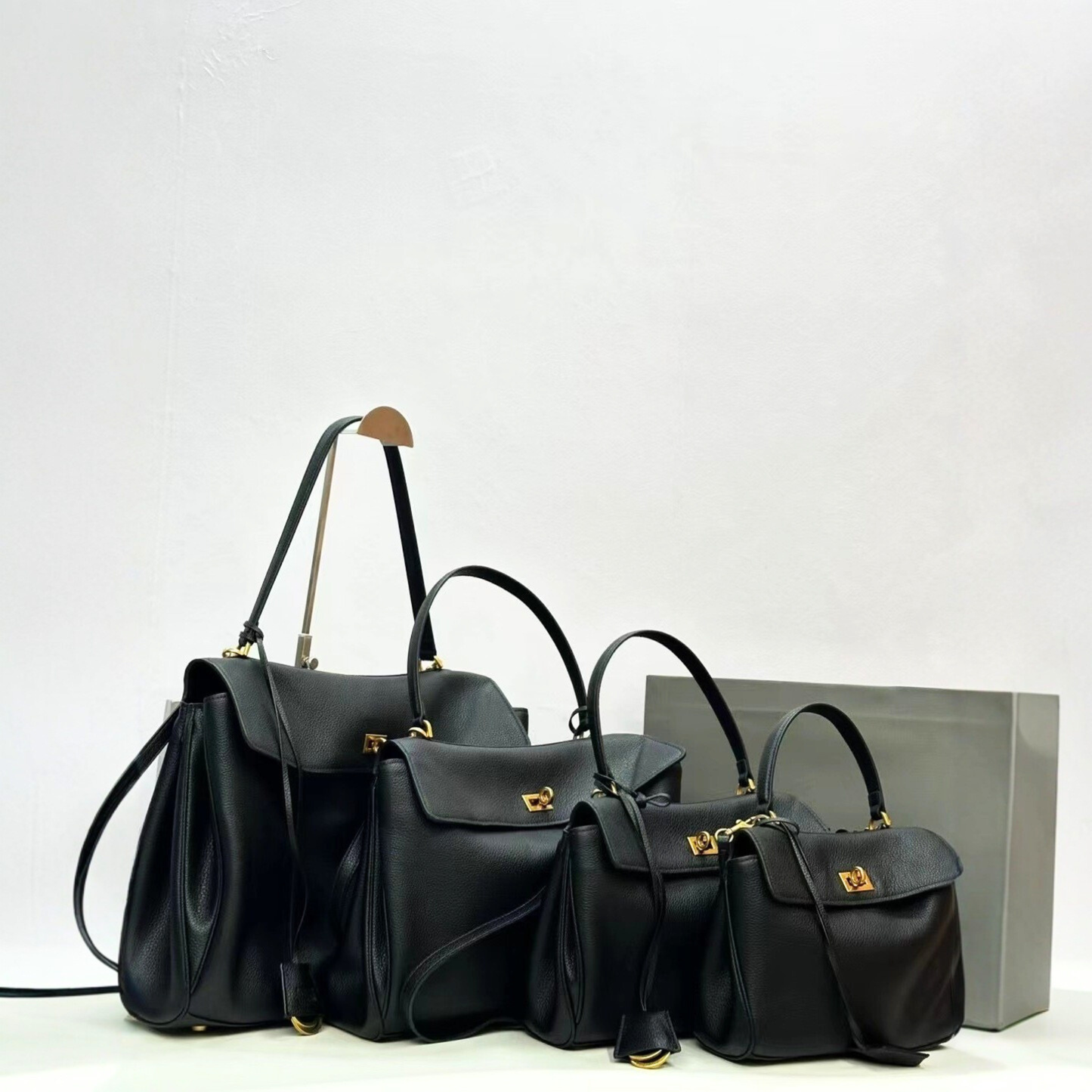 Minimalist Luxurious Soft Leather Handbag