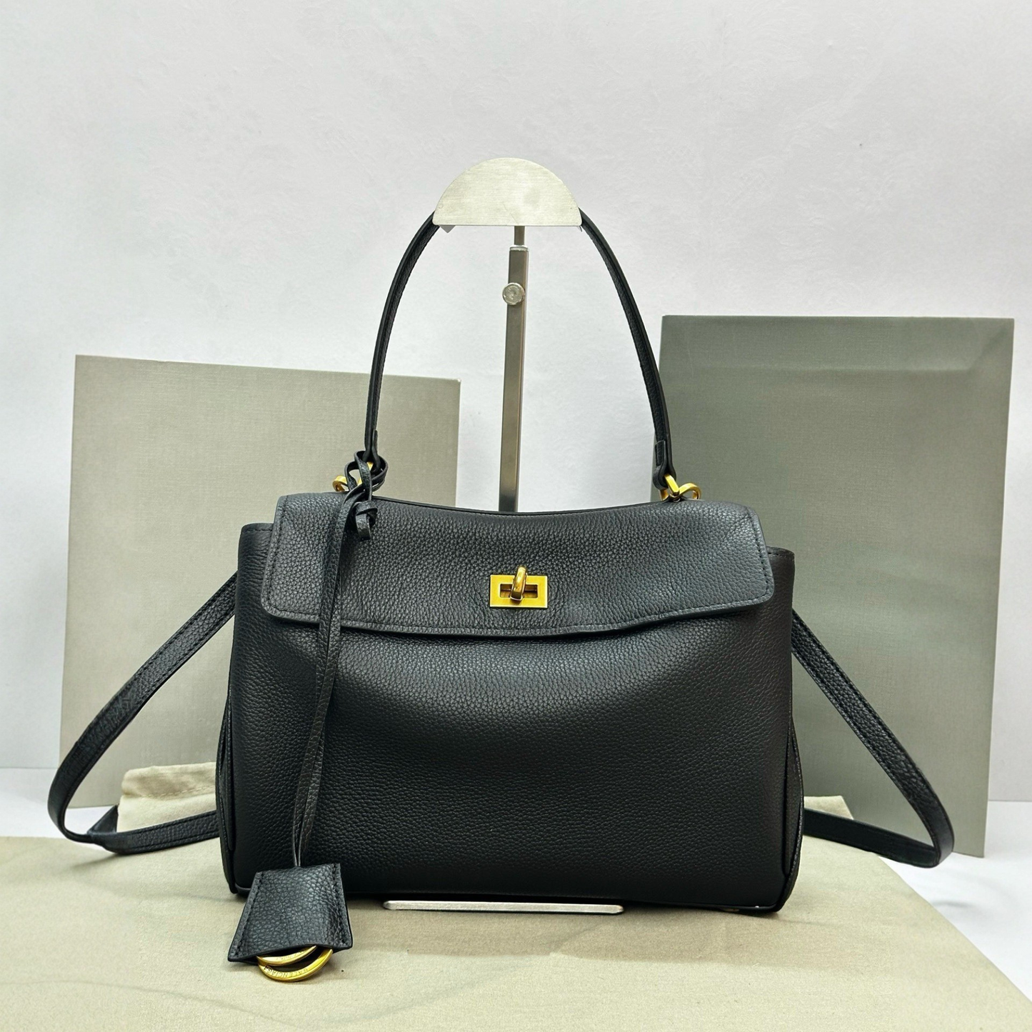 Minimalist Luxurious Soft Leather Handbag