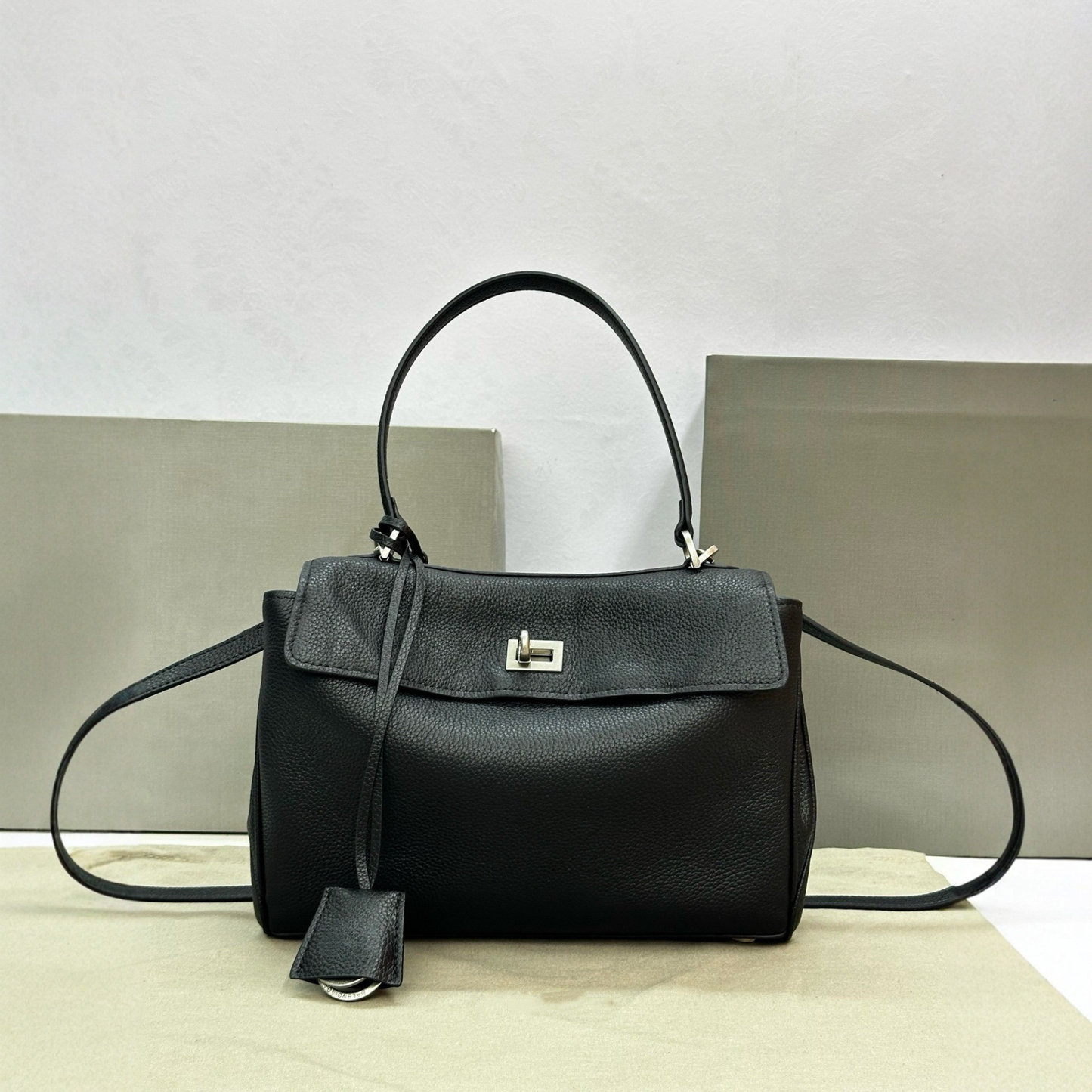 Minimalist Luxurious Soft Leather Handbag