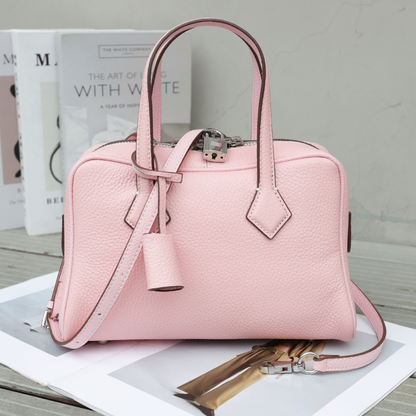 Victoria Style Classic Leather Shoulder Bag