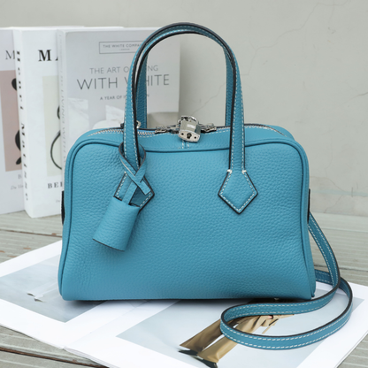 Victoria Style Classic Leather Shoulder Bag
