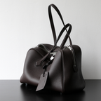 Victoria Style Classic Leather Shoulder Bag