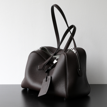 Victoria Style Classic Leather Shoulder Bag
