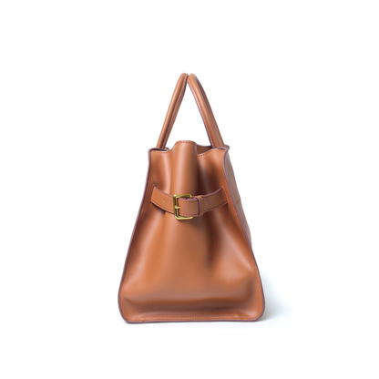 El lujoso bolso tote de cuero "inspirado en Row-Margaux"