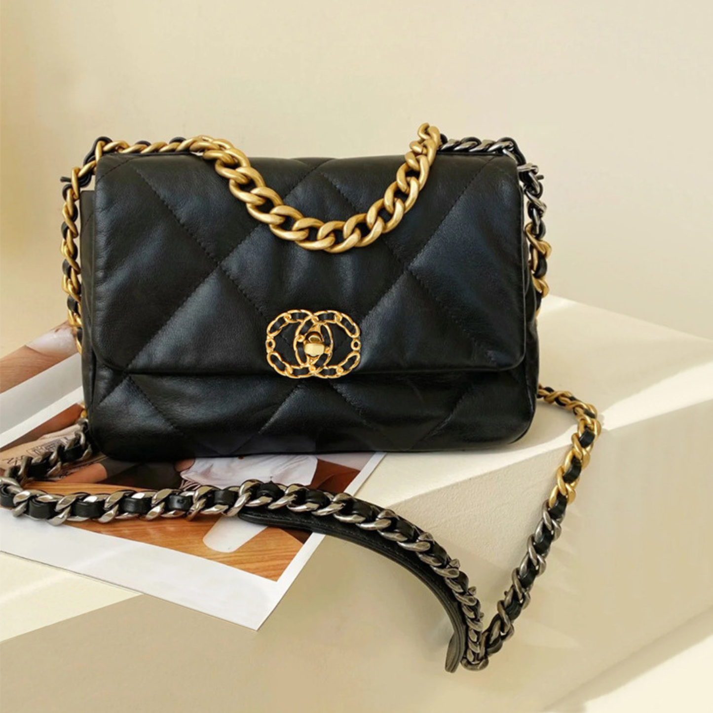 "Isla Rosa" bolso cruzado de cuero