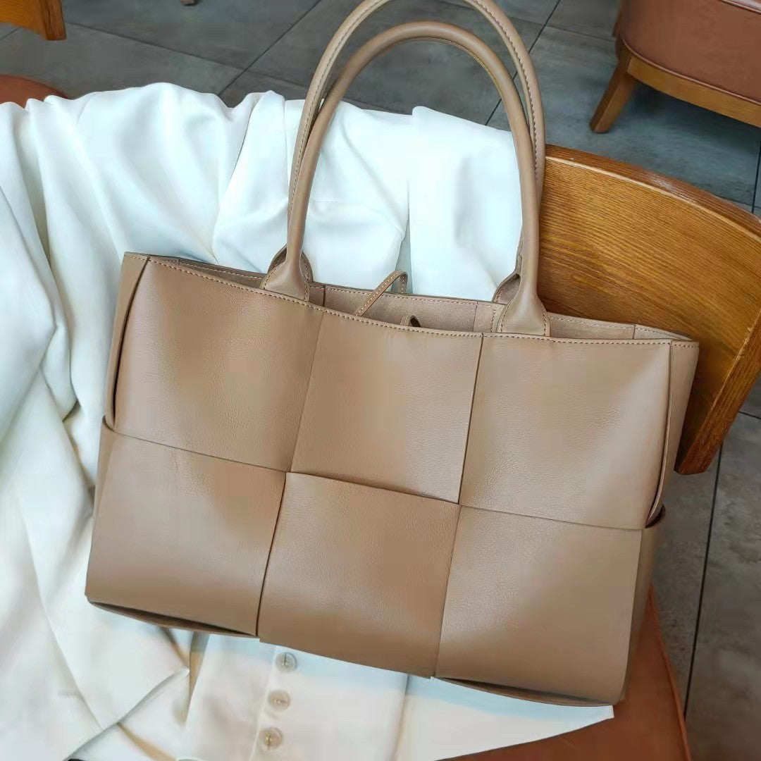 The "Bottega-Veneta-Arco-inspired" Luxurious Woven Large Leather Tote Bag