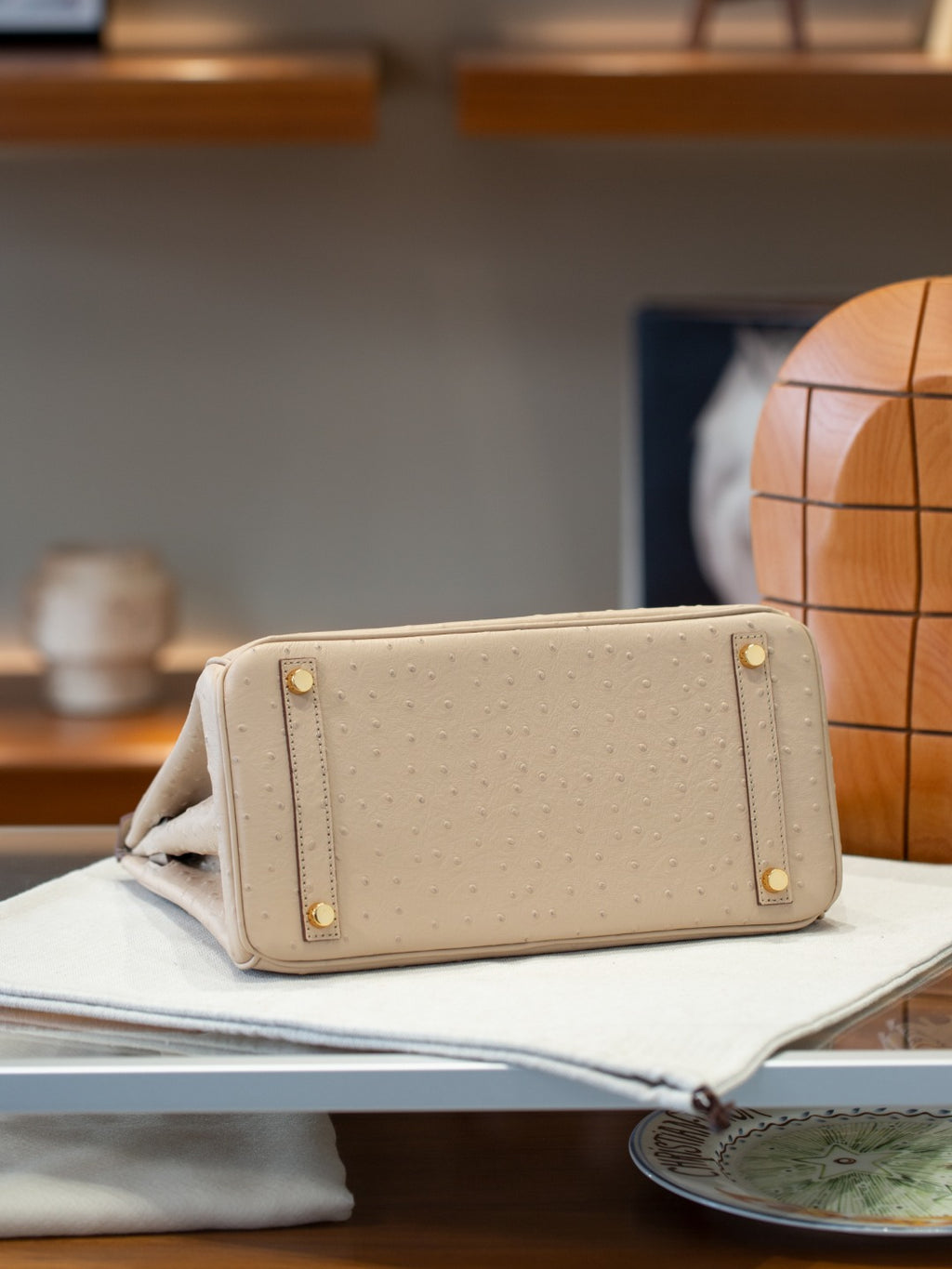 First-Layer Cowhide Ostrich-Pattern Structured Top Handle Luxury Leather Bag
