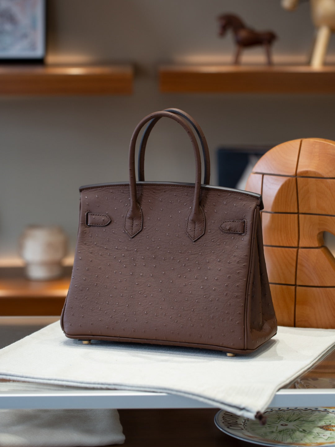 First-Layer Cowhide Ostrich-Pattern Structured Top Handle Luxury Leather Bag
