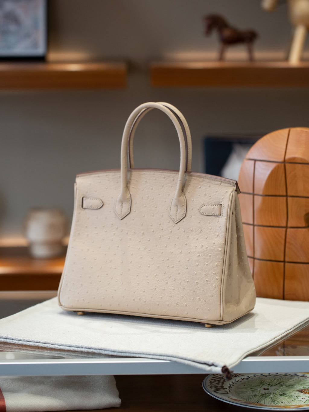 First-Layer Cowhide Ostrich-Pattern Structured Top Handle Luxury Leather Bag