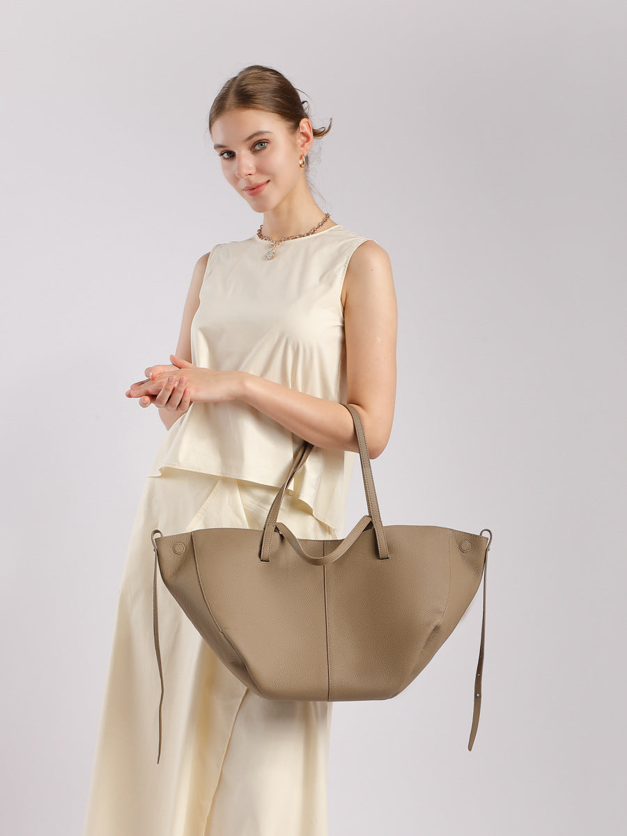 Luxurious Textured Leather Shoulder Bag