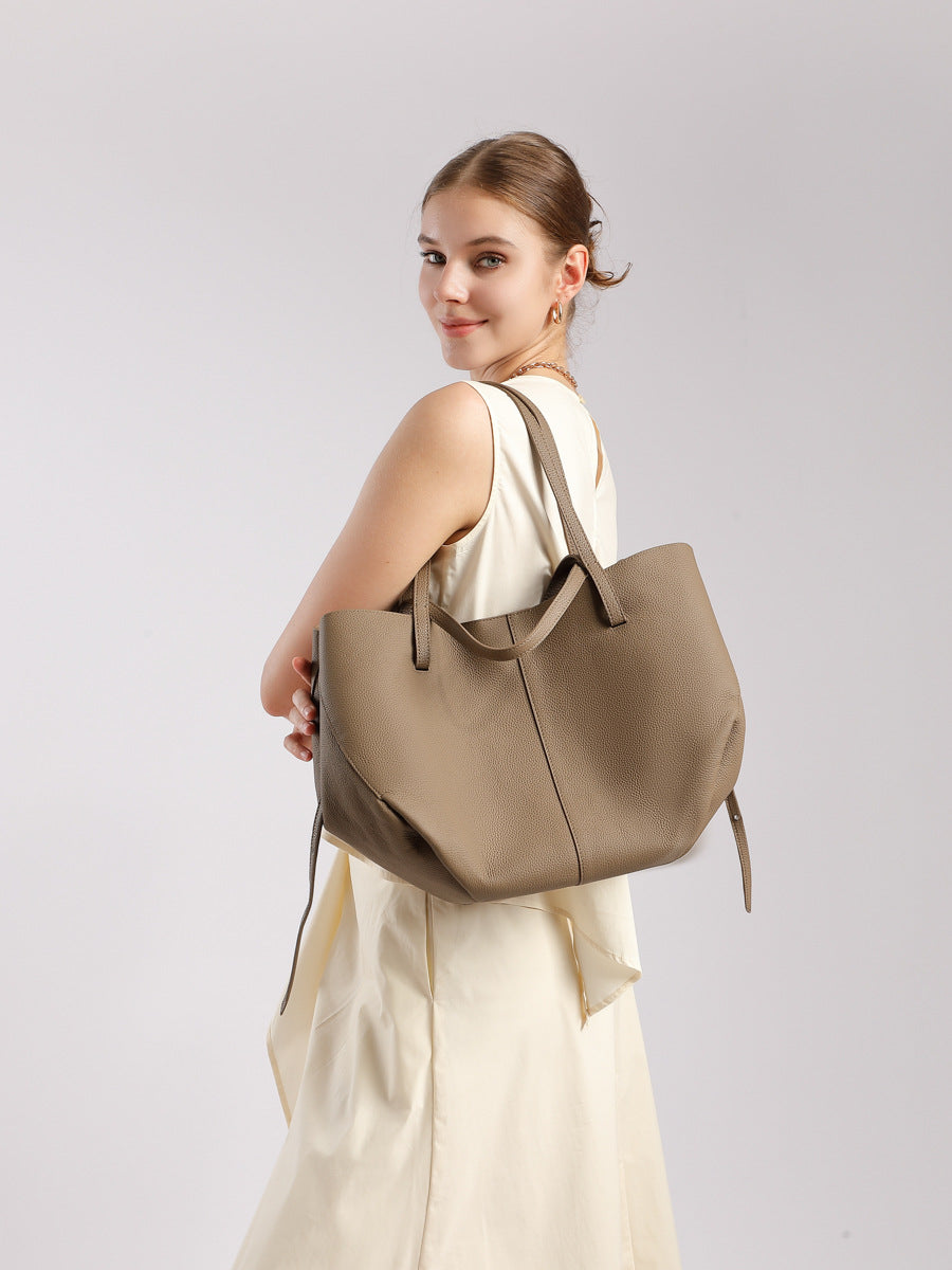 Luxurious Textured Leather Shoulder Bag