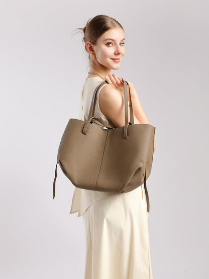 Luxurious Textured Leather Shoulder Bag