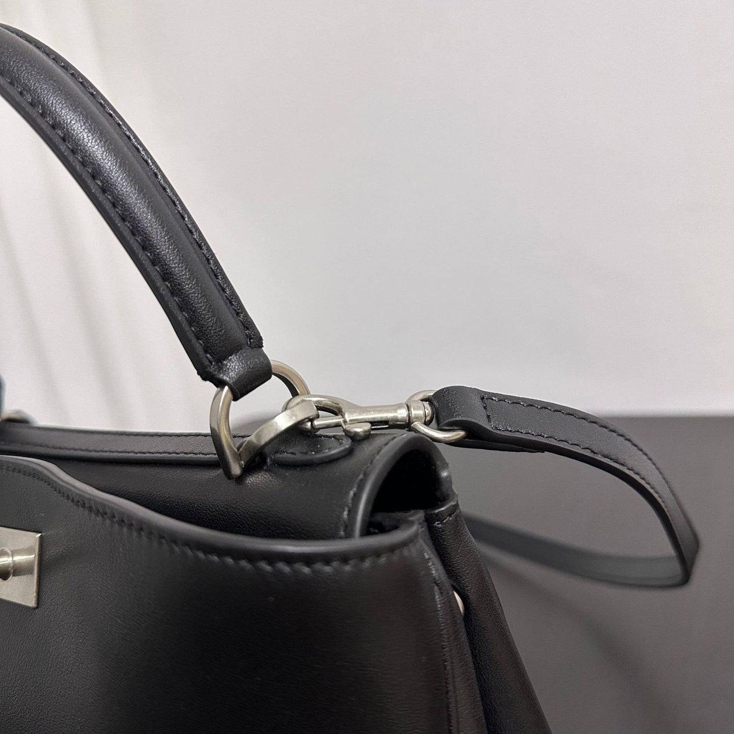 Minimalist Luxurious Soft Leather Handbag