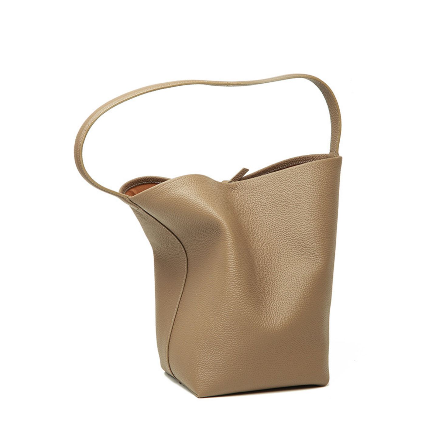 El lujoso bolso tote de cuero "inspirado en Row-Margaux"