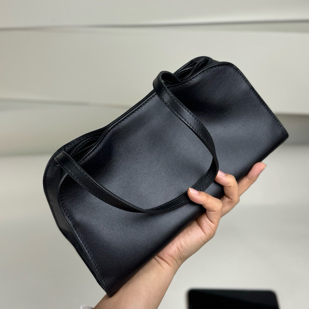 Peggy Minimalist Leather Shoulder Bag