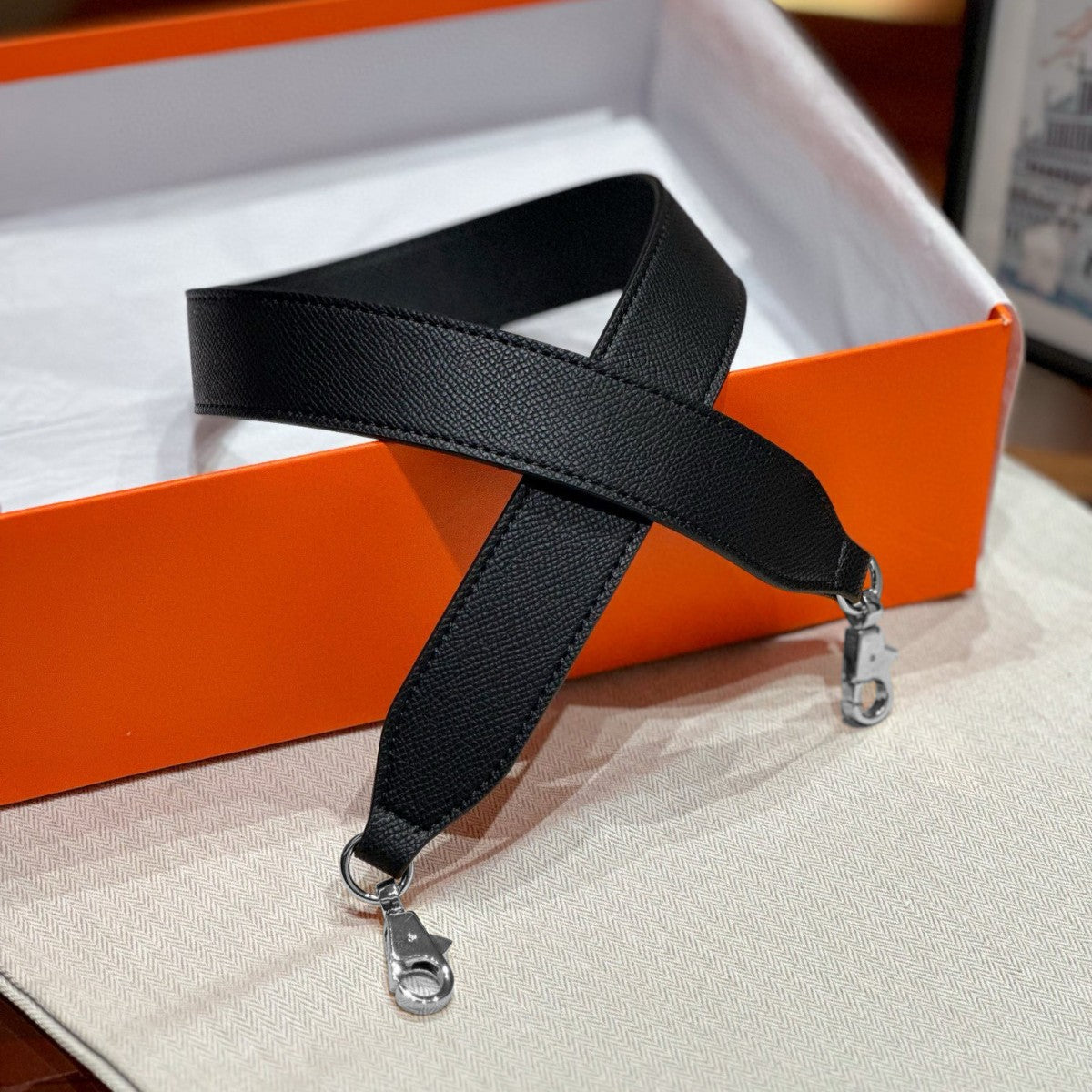 Trendiesty Wide Leather Shoulder Strap